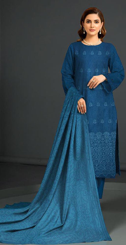 3-piece Khaddar Embroidered suit