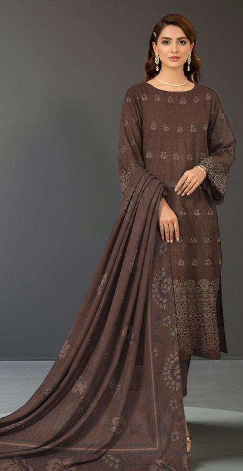 3-piece Khaddar Embroidered suit